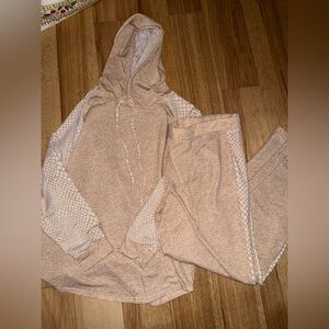 Christian Siriano Beige Loungewear Set